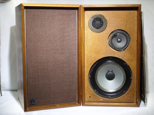 Sylvania AS-101W